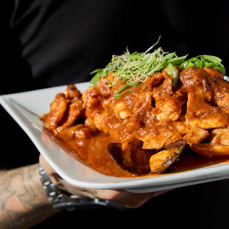 Pescado a lo macho Puka Pukara